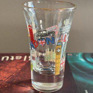London Fluted Shot Glass Wrap Around Design Tourist Collectible Souvenir